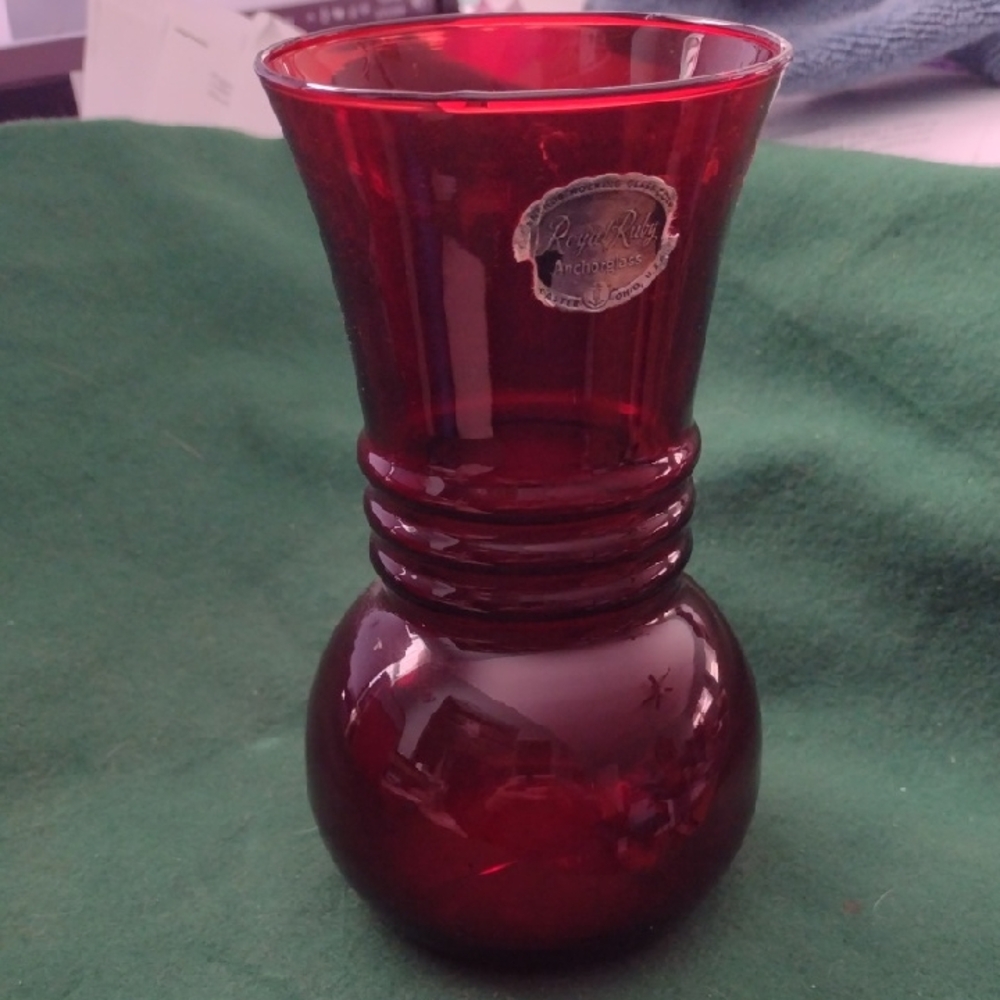 Anchor Hocking Glass RoyalRuby Deep Red Vase